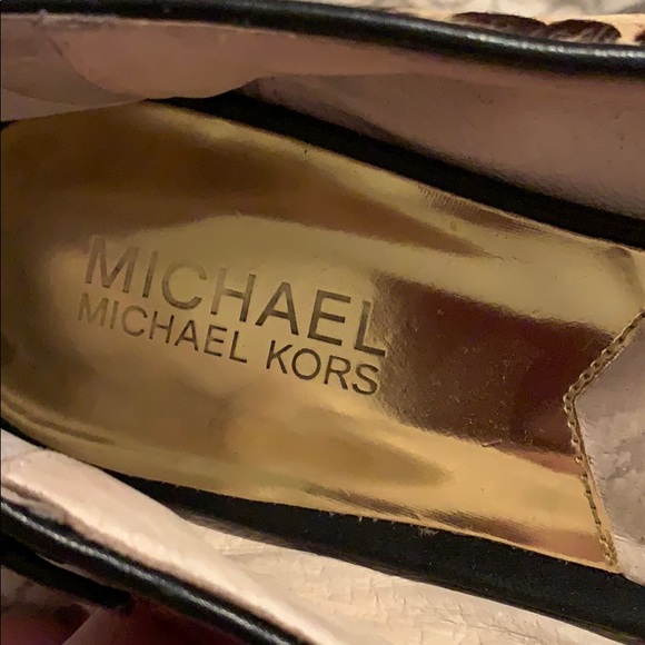 Michael Kors Cheetah Print Flats (best offer) - Picture 3 of 3